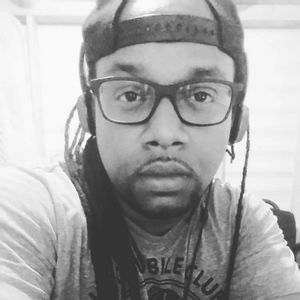 Meet your Posher, Devin